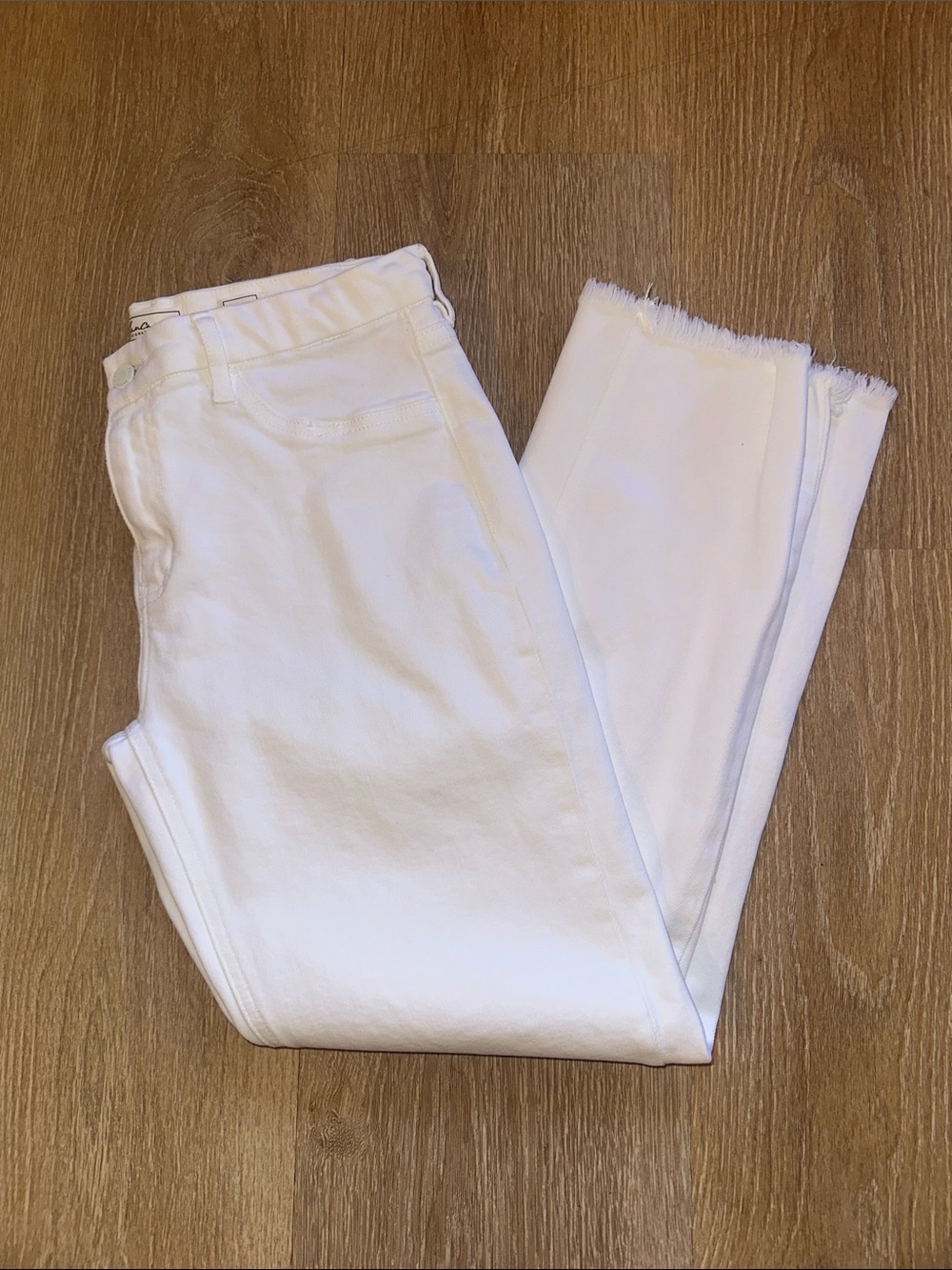 Kancan mid rise cropped straight leg white jeans